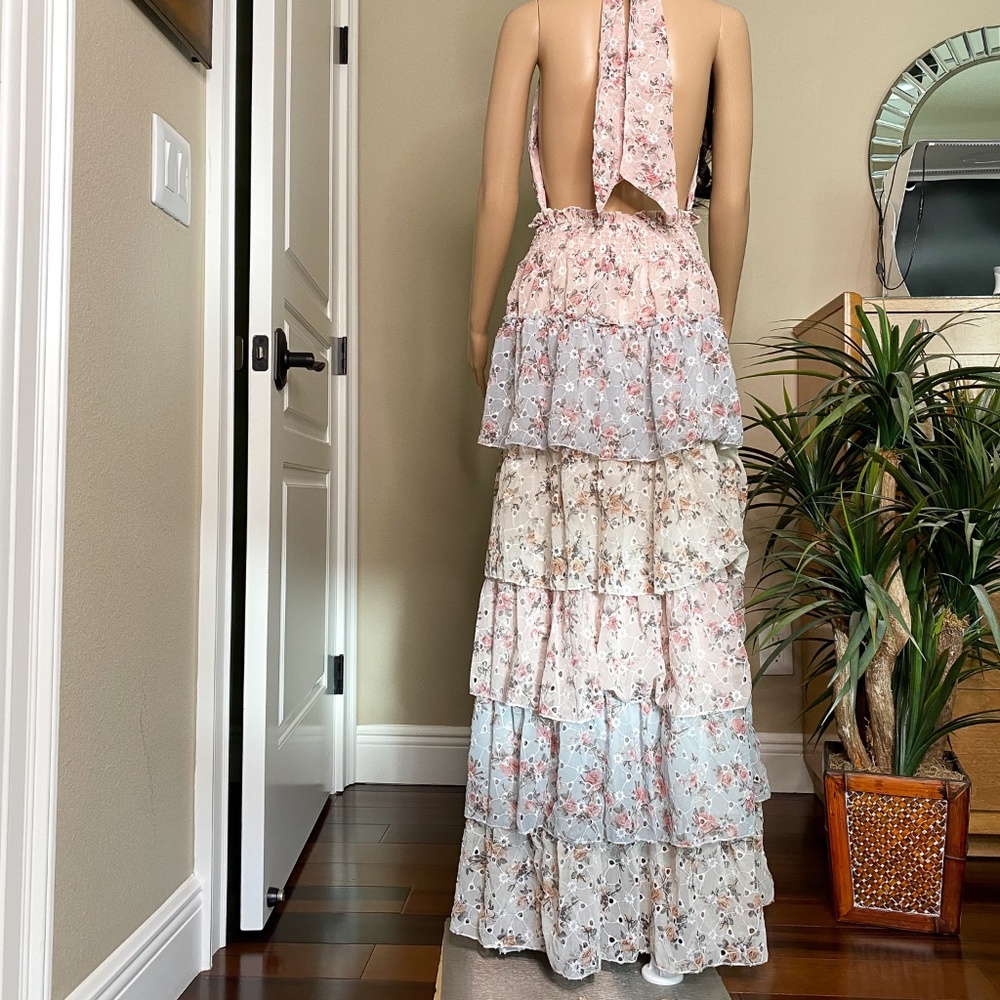 FLORAL EYELET HALTER TOP MAXI DRESS - Picture 10 of 12